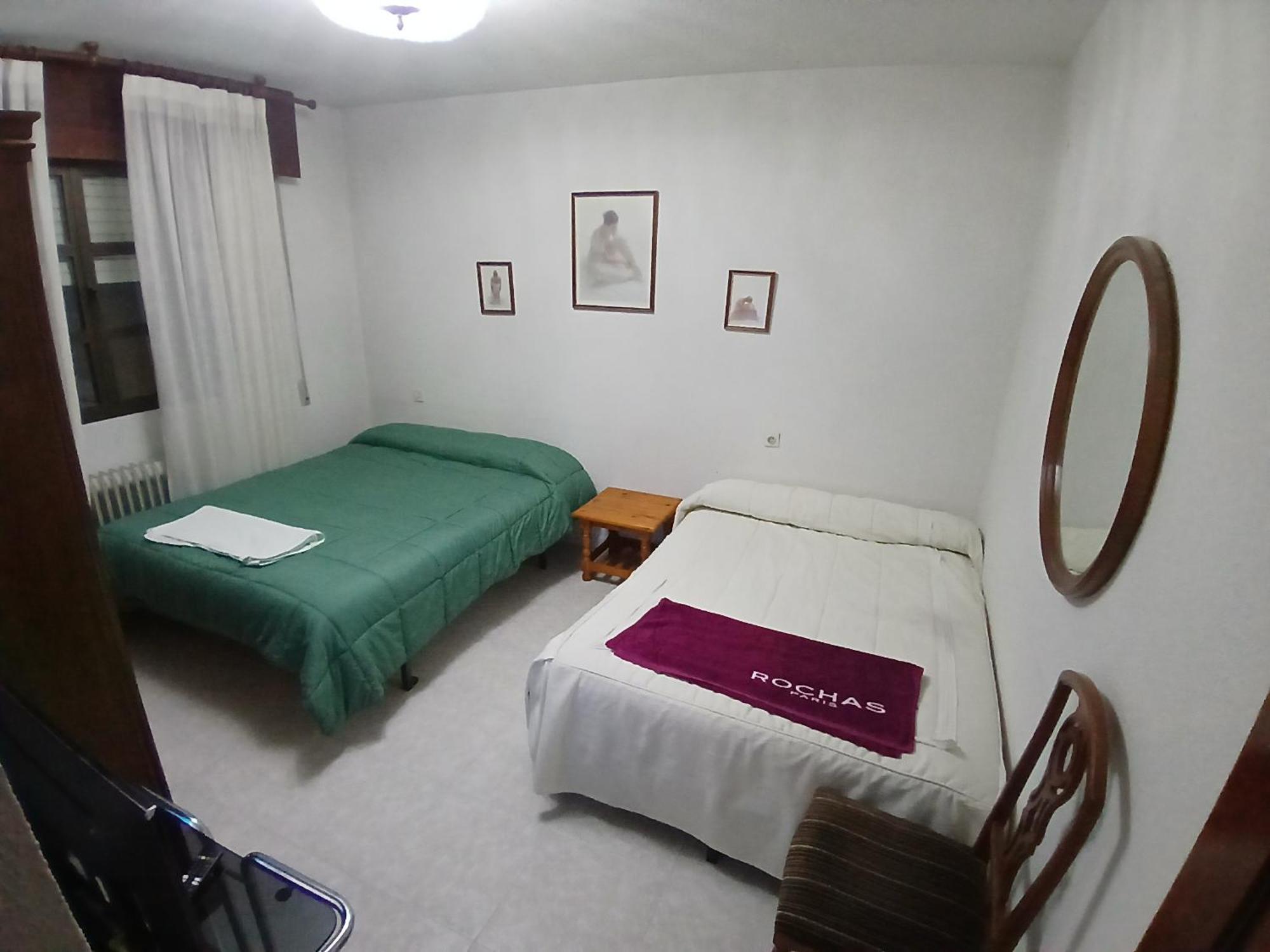 Habitacion Privada Familiar Toledo Buitenkant foto
